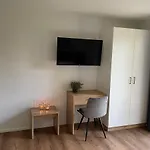 Seaways - Ruhige Lage - & Erholung Auf 6500m2 Garten Daire *