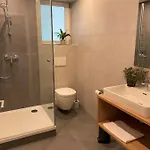 Seaways - Ruhige Lage - & Erholung Auf 6500m2 Garten * Schiefling am See