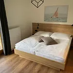 Seaways - Ruhige Lage - & Erholung Auf 6500m2 Garten Daire Schiefling am See