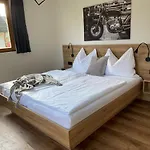 Seaways - Ruhige Lage - & Erholung Auf 6500m2 Garten Schiefling am See